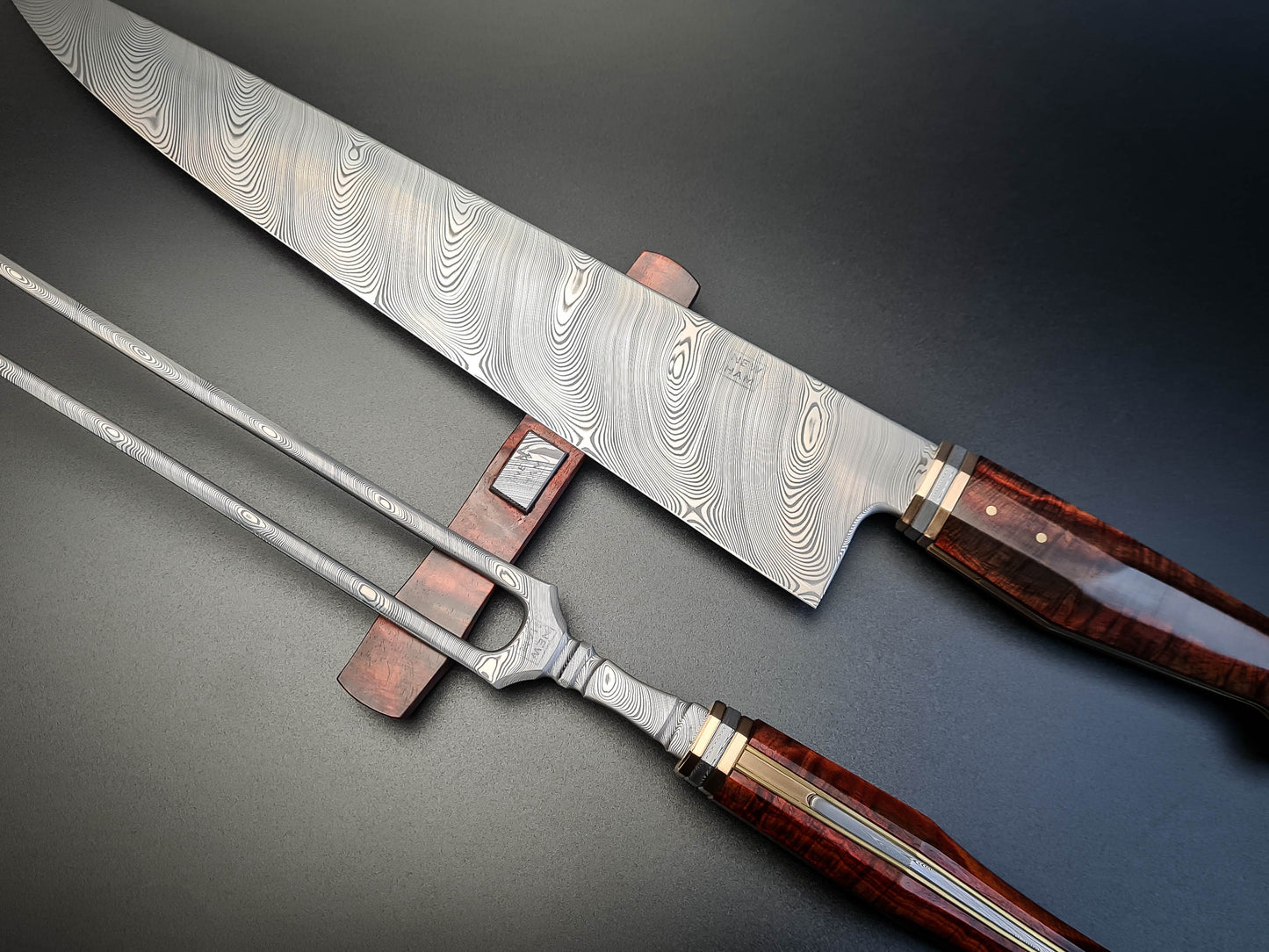 DCI23: Heirloom Carving Set