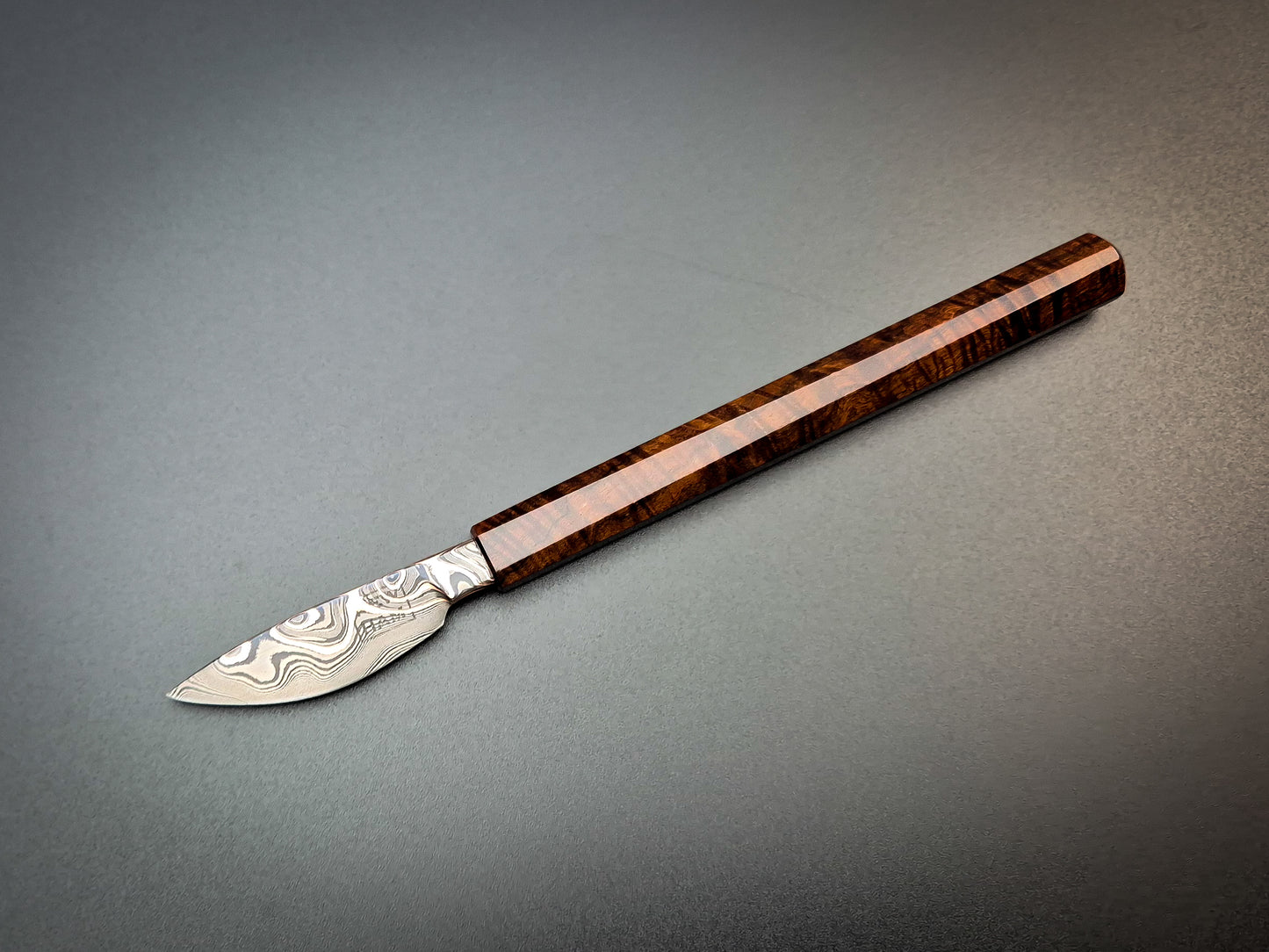 Cu-mascus Scalpel