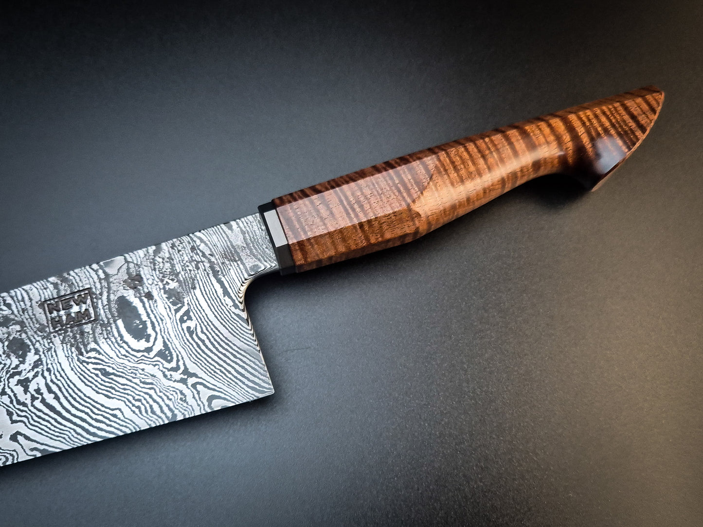 Twist Damascus Gyuto