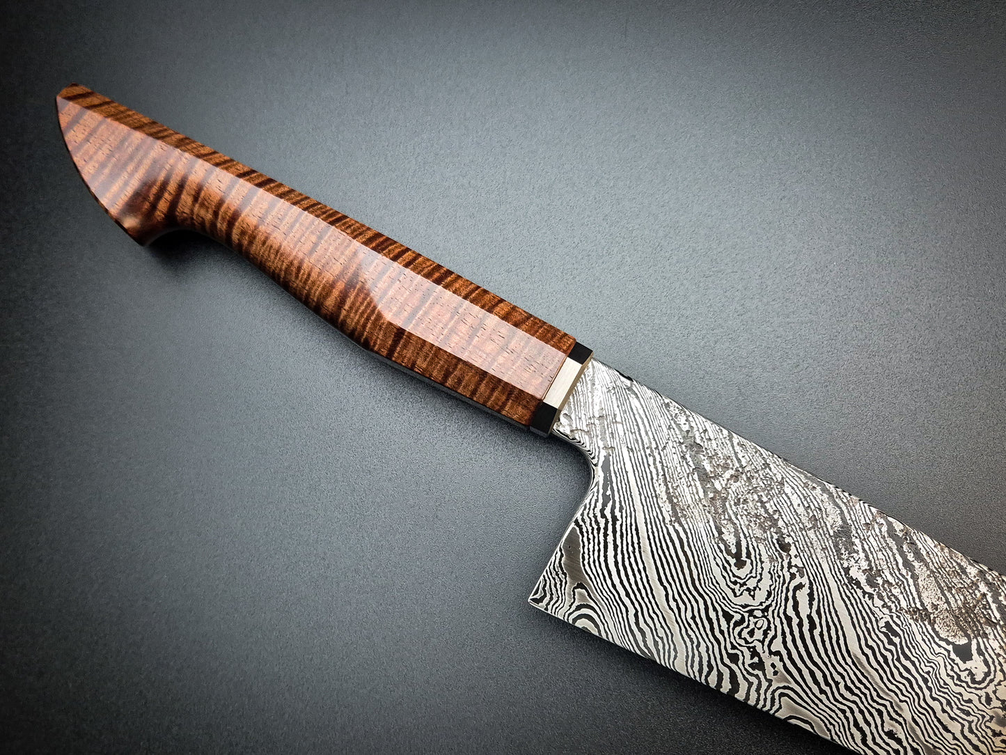 Twist Damascus Gyuto